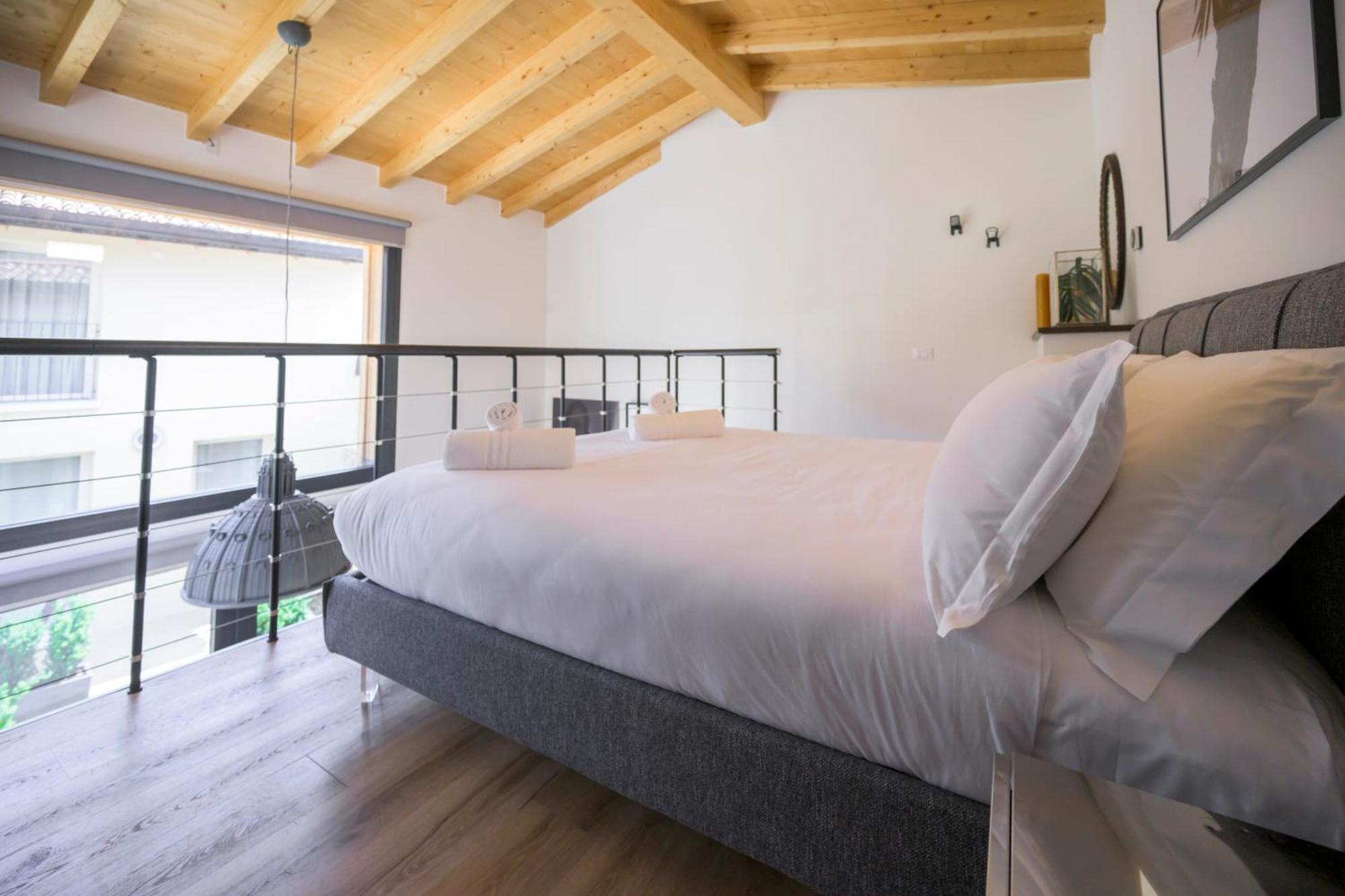 La Cort - Number 4 Apartment